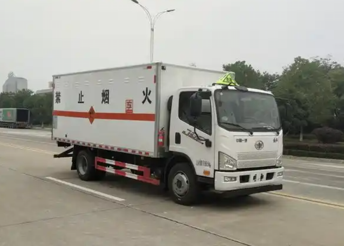 元宝爆破器材运输车可以上高速吗？